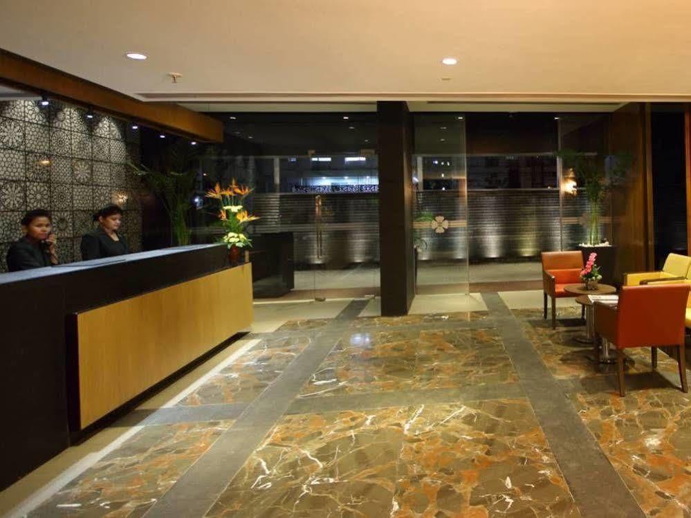 Hotel Fidalgo ปูเน่ ภายนอก รูปภาพ